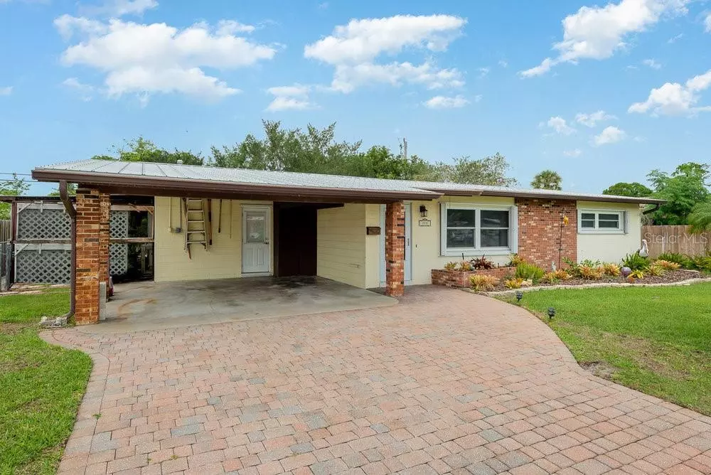 Merritt Island, FL 32952,275 BAHAMA DR