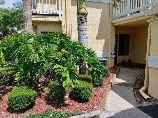 Melbourne, FL 32940,362 LOFTS DR #B-1