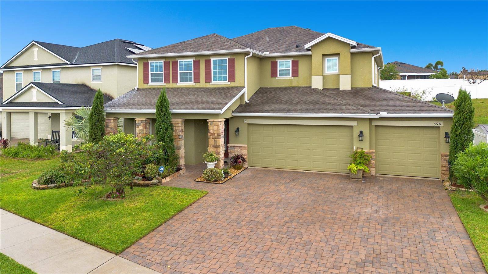 Groveland, FL 34736,698 BLACK EAGLE DR
