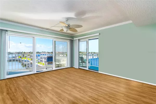 Cocoa Beach, FL 32931,1750 COMMODORE BLVD #2405