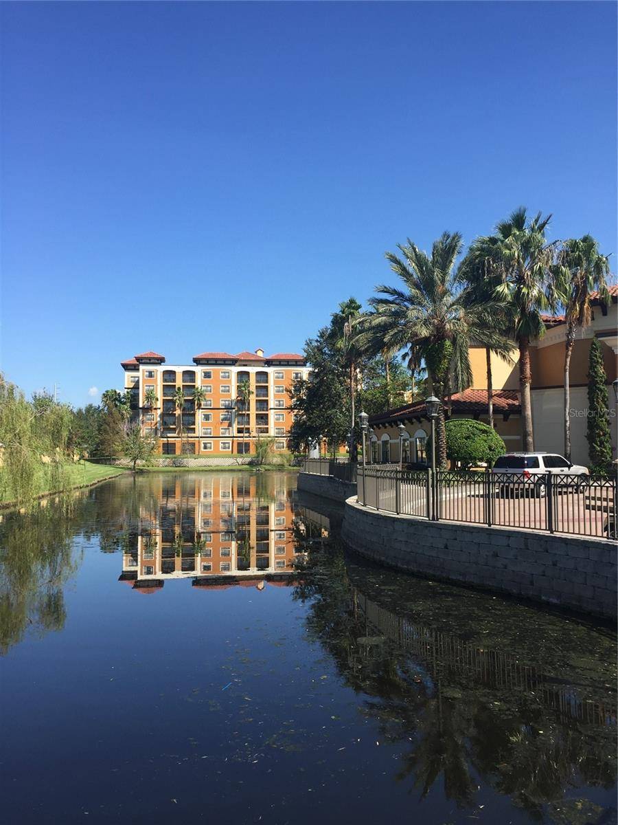 12539 FLORIDAYS RESORT DR 210D, Orlando, FL 32821