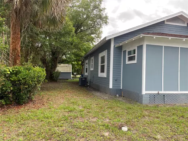 Deland, FL 32720,1037 S ADELLE AVE