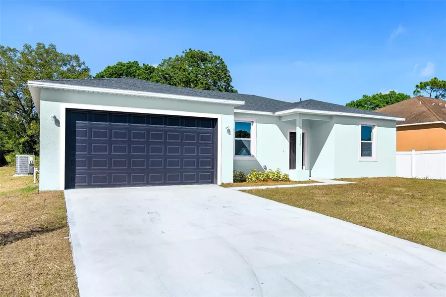 2861 LAKELAND AVE SW, Palm Bay, FL 32908