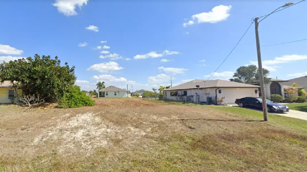 1025 NW 25TH AVE, Cape Coral, FL 33993