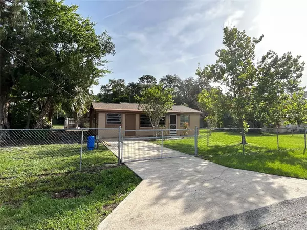 302 DEBARY DR, Debary, FL 32713