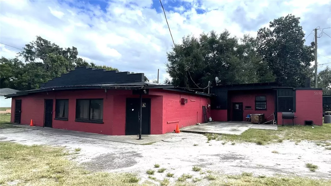 410 W BERESFORD AVE, Deland, FL 32720