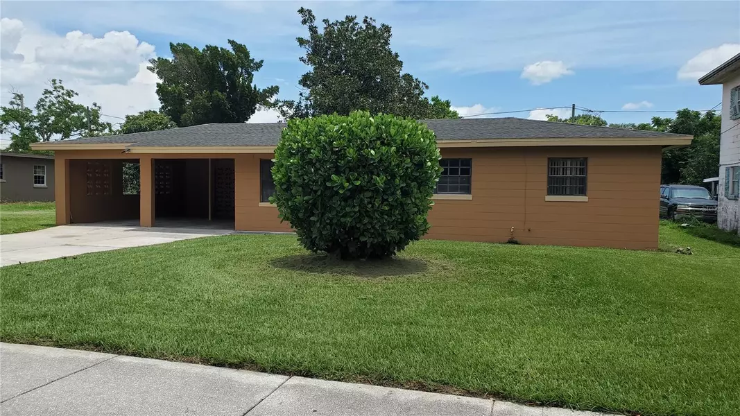 630 LINCOLN AVE, Lake Wales, FL 33853