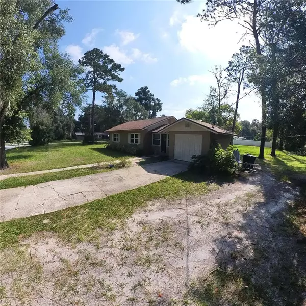 Lake Helen, FL 32744,387 N SUMMIT AVE