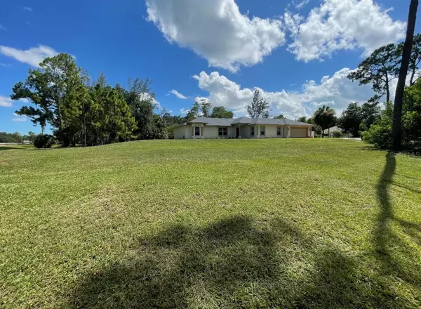16882 W PLEASURE DR, Loxahatchee, FL 33470