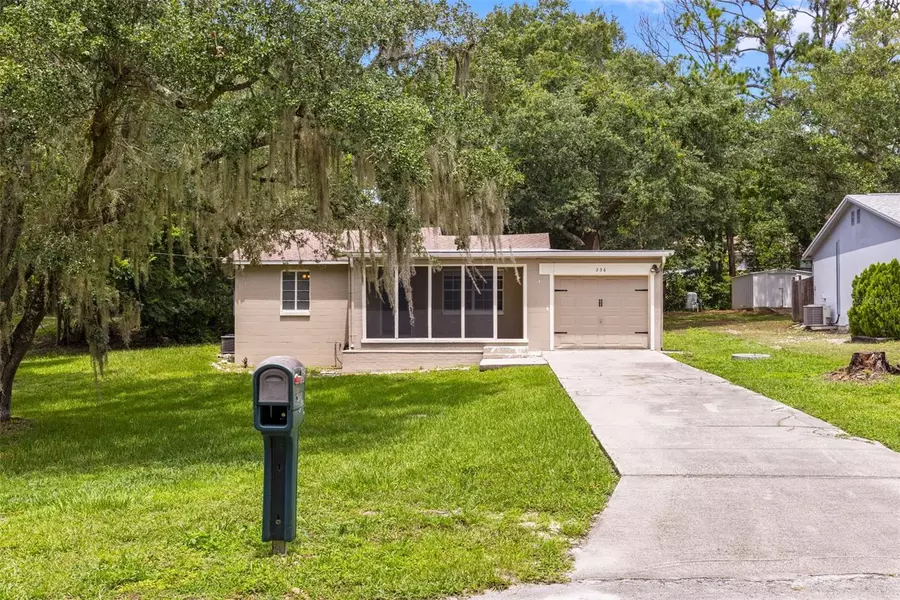 236 LAKEWOOD DR, Debary, FL 32713