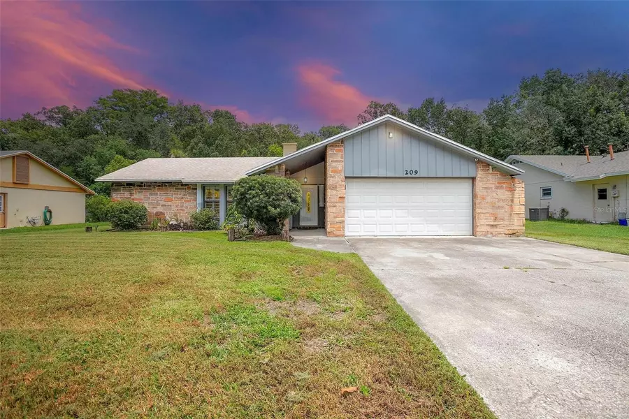 209 MOCKINGBIRD LN, Winter Springs, FL 32708