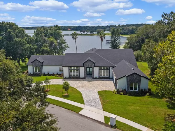 260 DEER ISLE DR, Winter Garden, FL 34787
