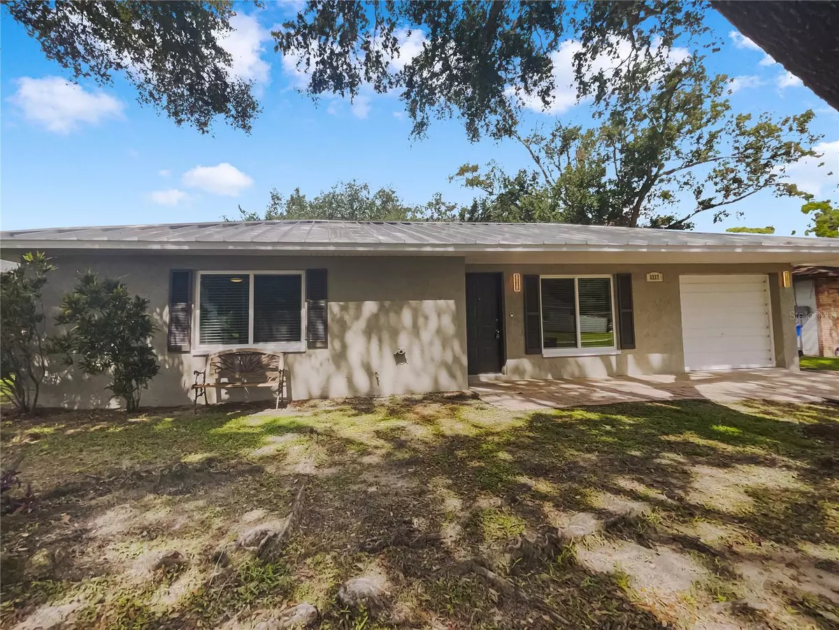 Seffner, FL 33584,5227 PRESIDENTIAL ST