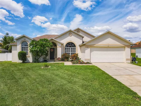 447 VIA DEL SOL DR, Davenport, FL 33896