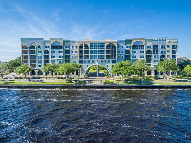 225 W SEMINOLE BLVD #414, Sanford, FL 32771