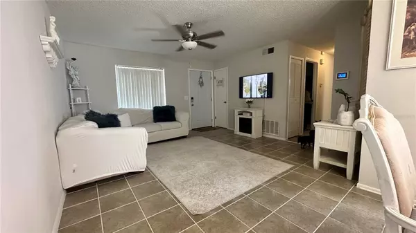 Orlando, FL 32810,2760 ELMHURST CIR