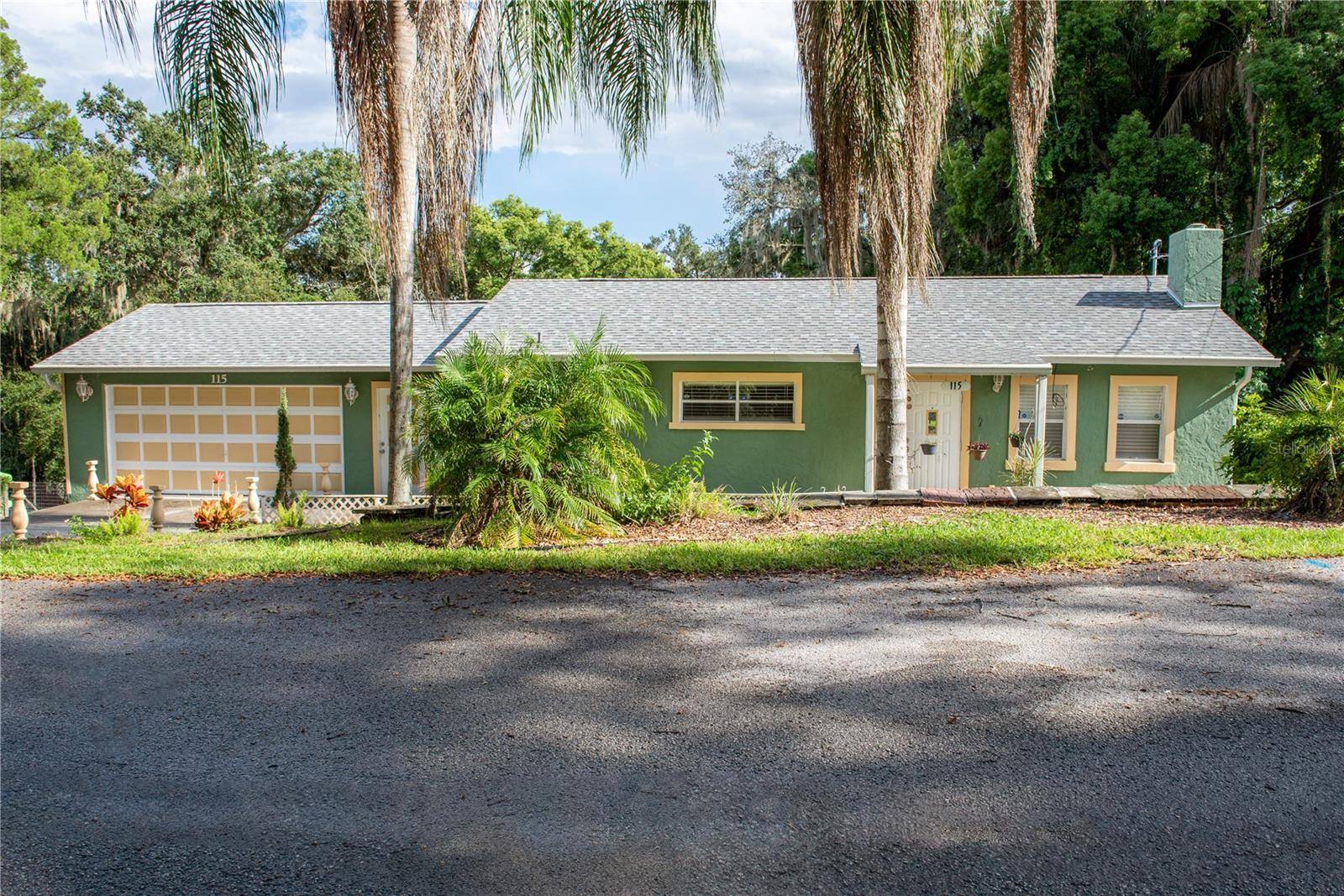 115 E FRUITLAND ST, Fruitland Park, FL 34731