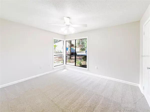 Altamonte Springs, FL 32714,940 DOUGLAS AVE #190