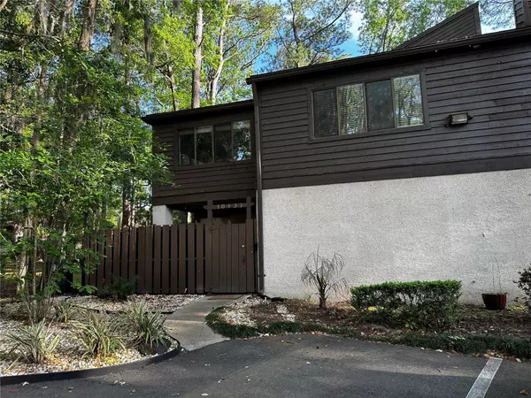 10431 BIG TREE CIR W, Jacksonville, FL 32257