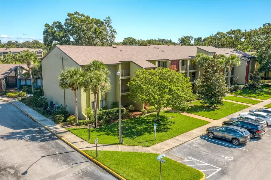 3 ESCONDIDO CIR #1, Altamonte Springs, FL 32701