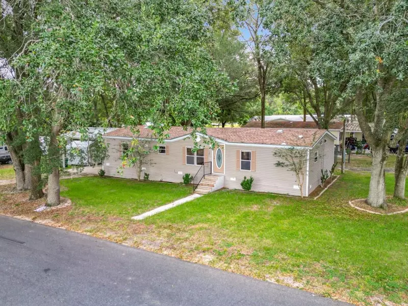 107 THIRD ST, Lady Lake, FL 32159