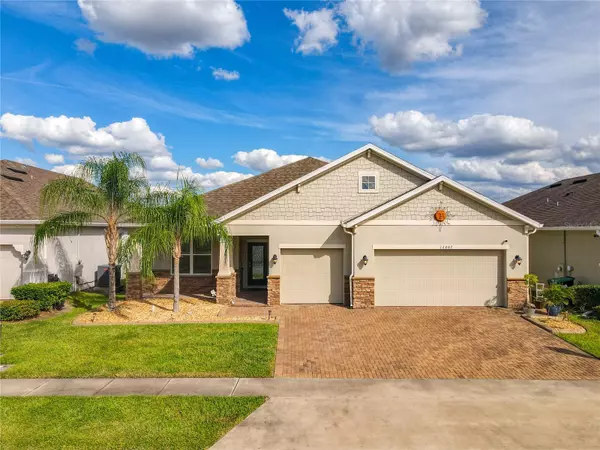 12087 STONE BARK TRL, Orlando, FL 32824