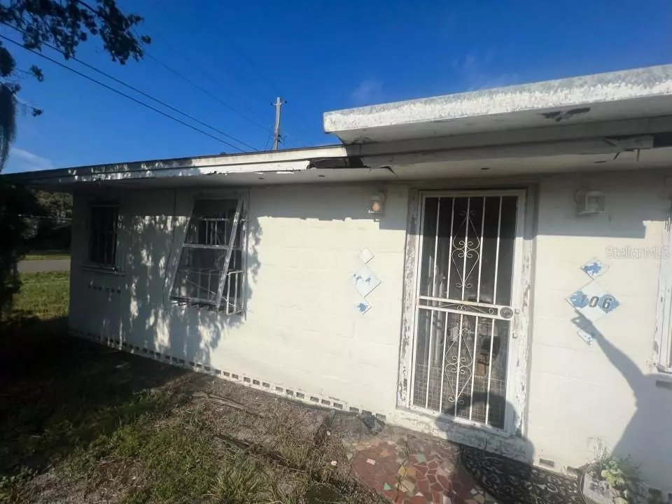 Lakeland, FL 33801,706 MERIDIAN AVE