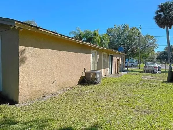 Sanford, FL 32771,1312 W 7TH ST