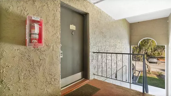 425 WYMORE RD #204, Altamonte Springs, FL 32714