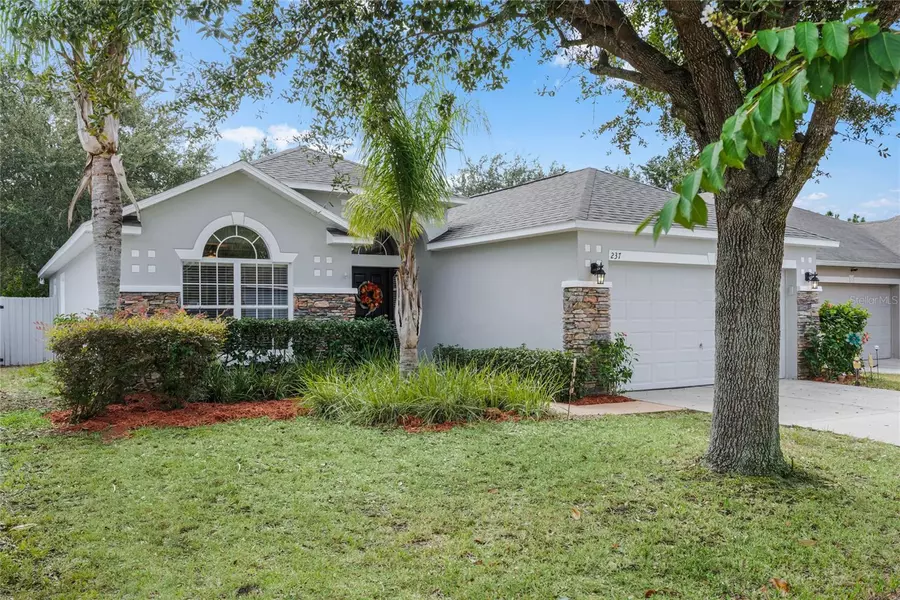 237 TRES REYES, Groveland, FL 34736