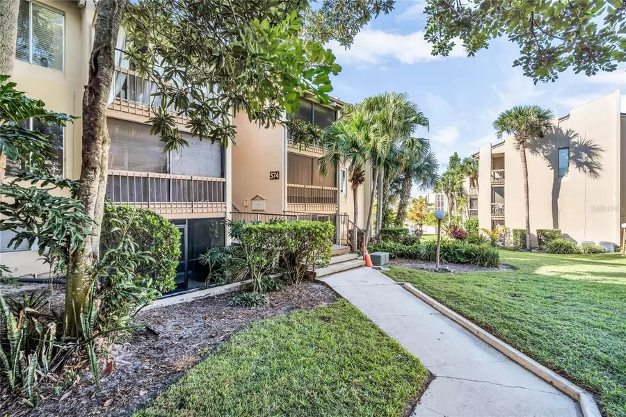 574 ORANGE DR #80, Altamonte Springs, FL 32701