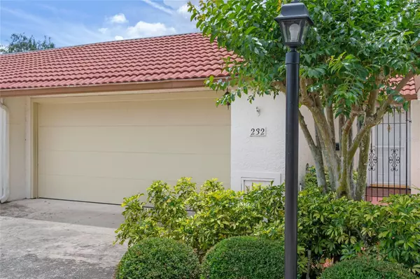 Winter Park, FL 32792,232 BALFOUR DR #19