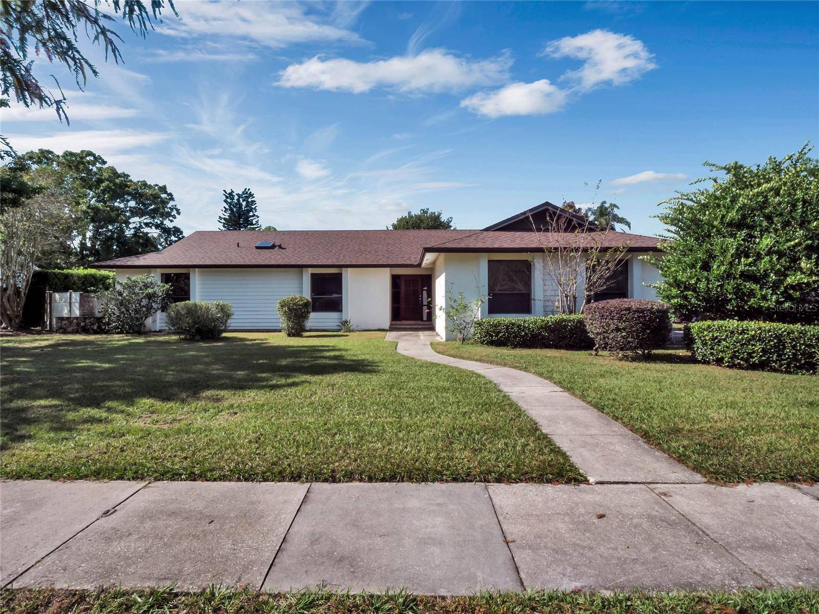 1654 GREEN MEADOW LN, Orlando, FL 32825