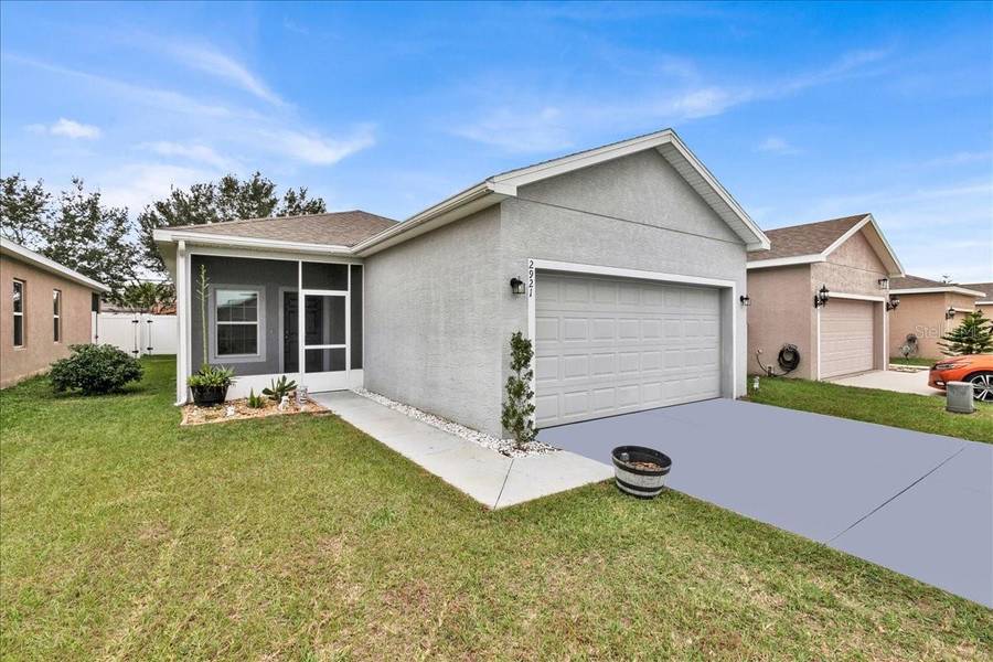 2921 WHISPERING TRAILS DR, Winter Haven, FL 33884