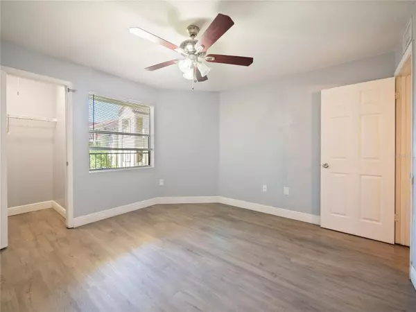 3032 PARKWAY BLVD #204,  Kissimmee,  FL 34747