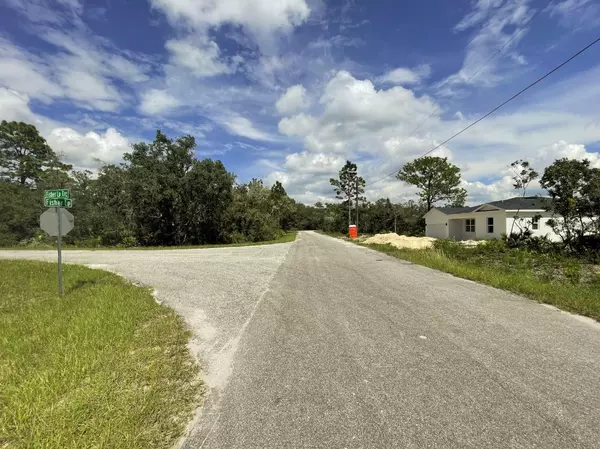 Ocklawaha, FL 32179,0 FISHER LOOP