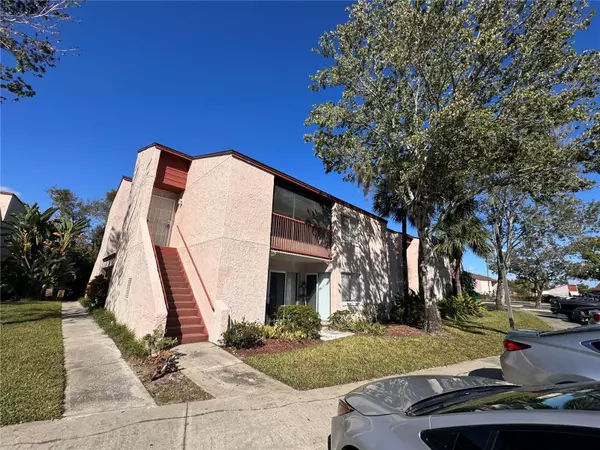 Orlando, FL 32839,2485 CITRUS CLUB LN #3302