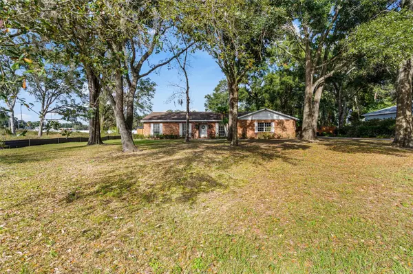 Seffner, FL 33584,122 CACTUS RD