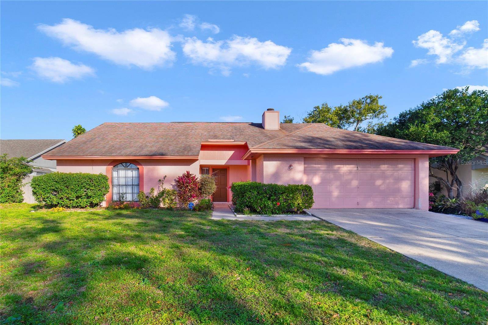 1017 WEAVER DR, Oviedo, FL 32765