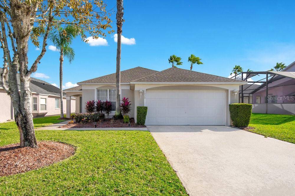 1028 LAKE BERKLEY DR, Kissimmee, FL 34746