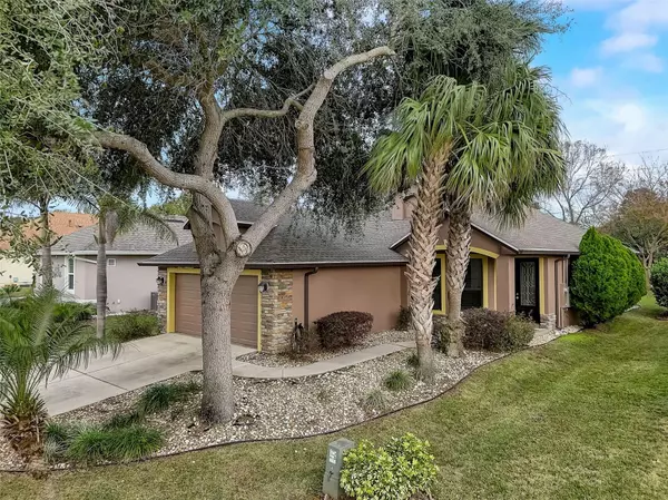 8056 BRIDGEPORT BAY CIR, Mount Dora, FL 32757