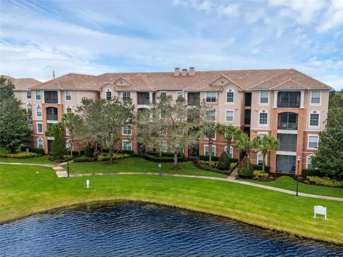 Davenport, FL 33896,8306 PORTOFINO DR #305