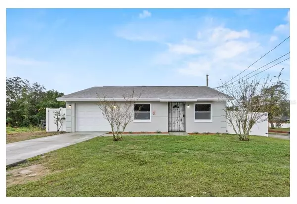 102 E 12TH ST, Apopka, FL 32703