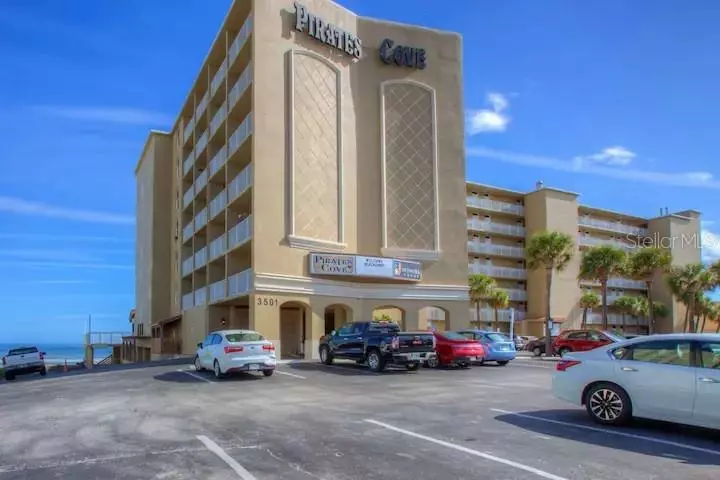 Daytona Beach Shores, FL 32118,3501 S ATLANTIC AVE #4060