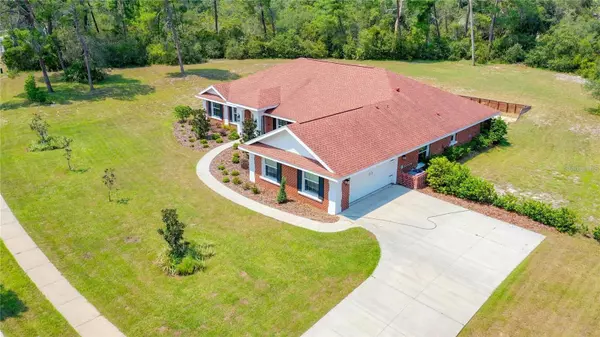 Weeki Wachee, FL 34607,6117 WATERS WAY