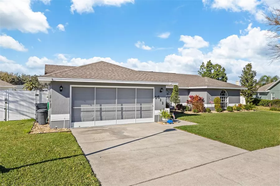 611 POWDER HORN ROW, Lakeland, FL 33809