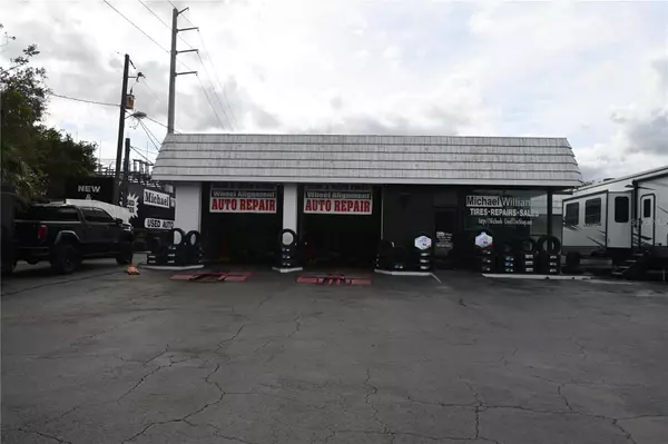 2501 SANFORD AVE, Sanford, FL 32773