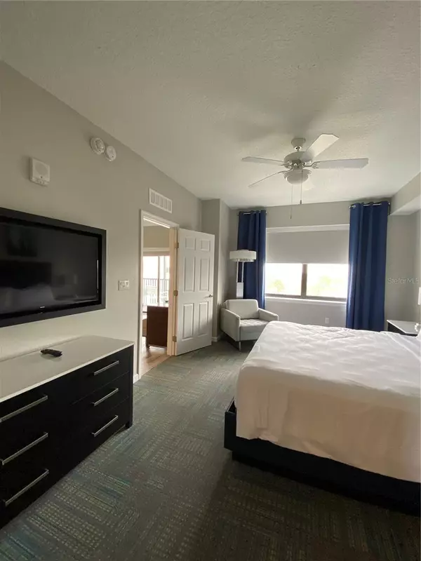 Winter Garden, FL 34787,14501 GROVE RESORT AVENUE #1424