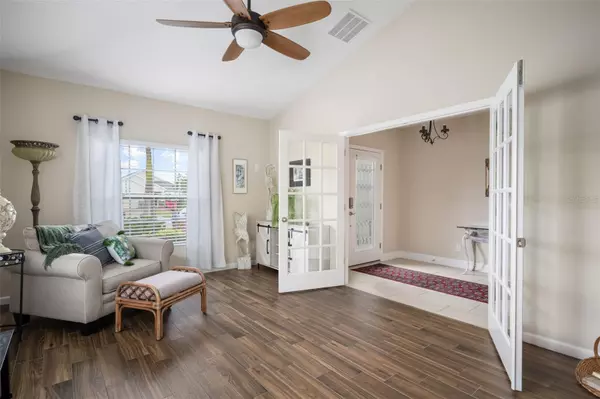 Vero Beach, FL 32968,620 VALENCIA CIR SW