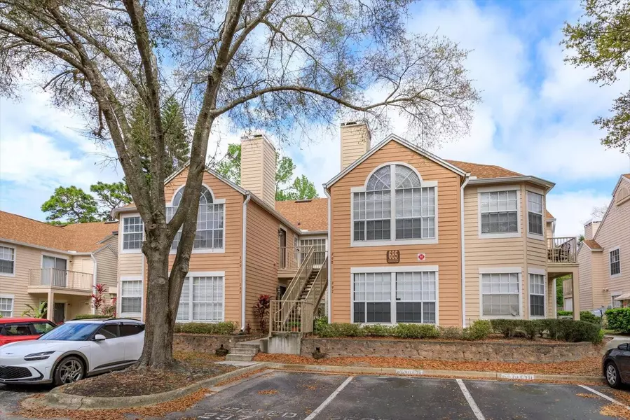 685 YOUNGSTOWN Pkwy #300, Altamonte Springs, FL 32714